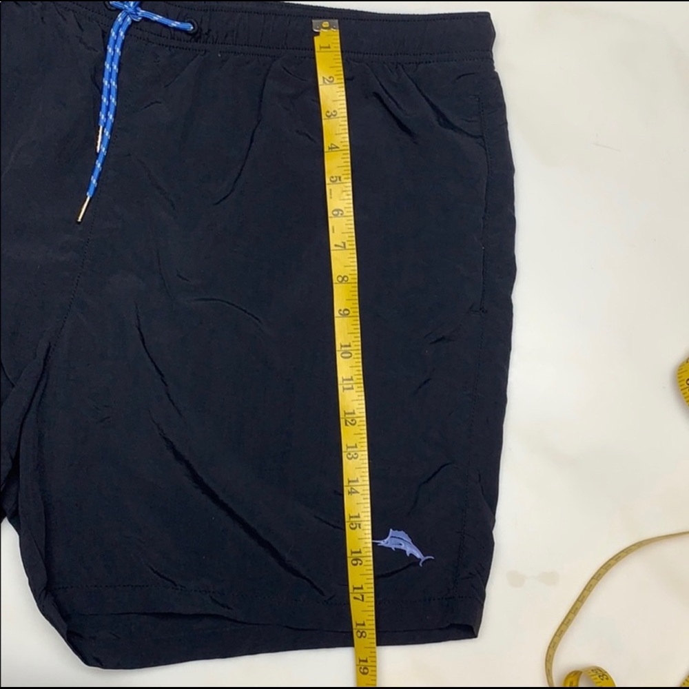 Tommy Bahama | Naples Happy Go Cargo Swim Trunks